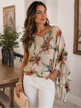 Floral Lightweight Poncho Shrug in Peach & Green